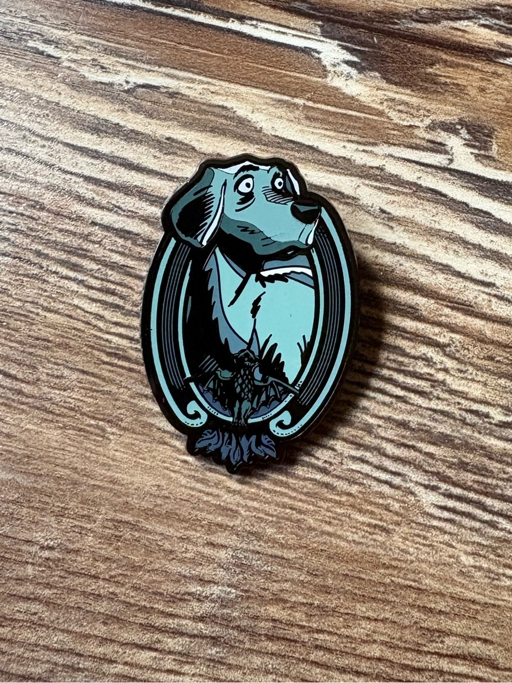 Disney Caretaker’s Dog Haunted Mansion Ghost Portrait Mystery Trading Pin